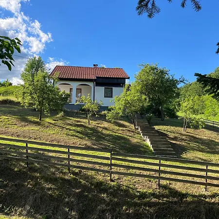 Vikendica Eko Haus Tesla Srnava