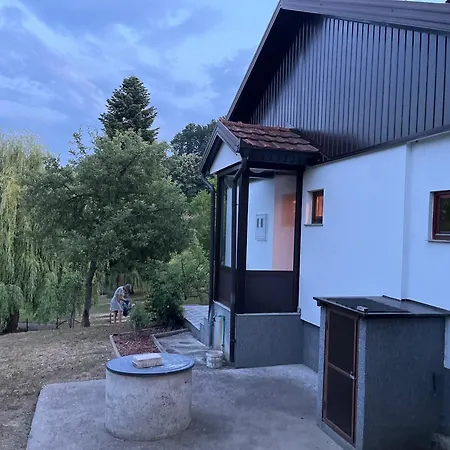 Eko Haus Tesla Vikendica Srnava