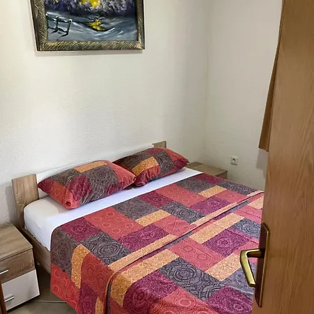 Eko Haus Tesla Vikendica *